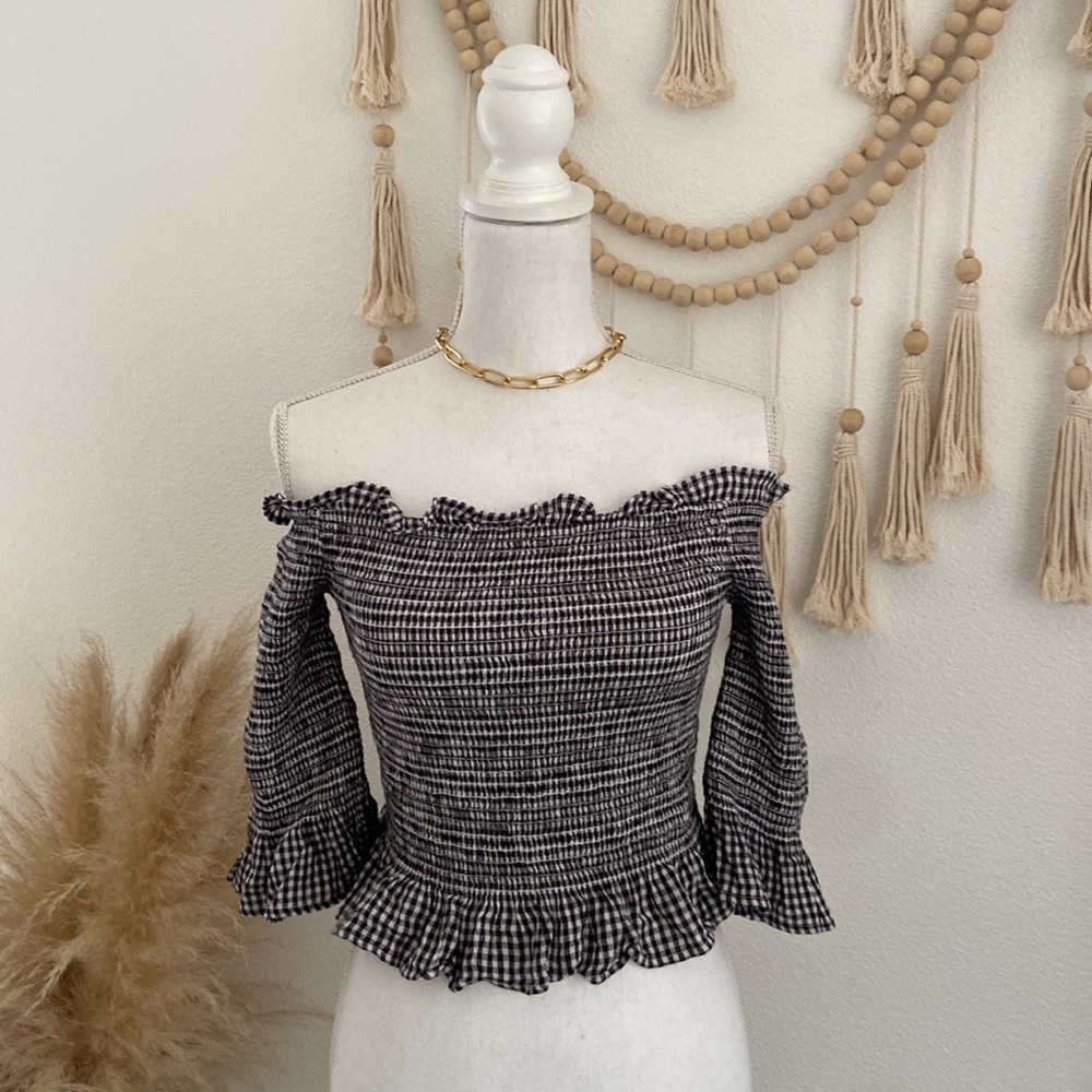 American Eagle gingham smocked cropped top AEO black white off the shoulder S